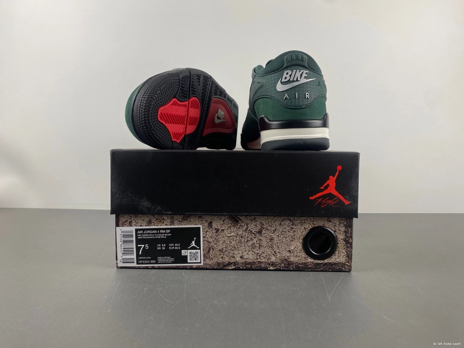 Men's Grandma's Sylvester Jordan Nigel 4 Driveway SP RM HF4334-300 0119